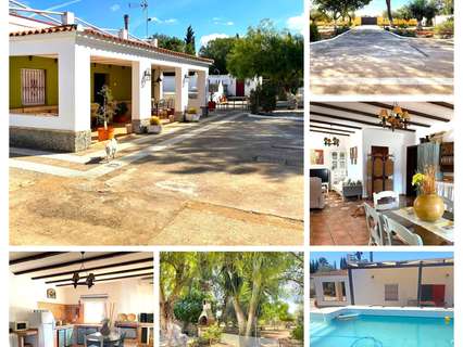 Chalet en venta en Utrera