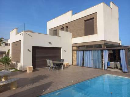 Chalet en venta en Torrevieja