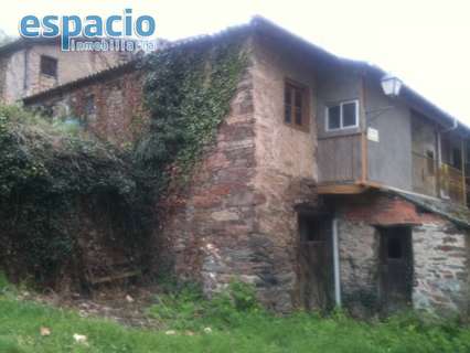 Casa en venta en Ponferrada zona Villar de los Barrios