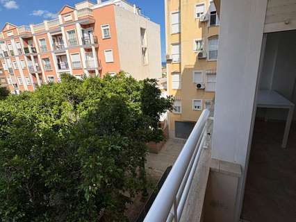 Piso en venta en Elche/Elx zona La Marina rebajado