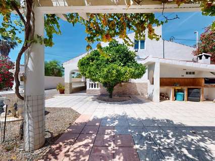 Chalet en venta en Crevillent