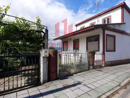 Casa en venta en Celanova, rebajada