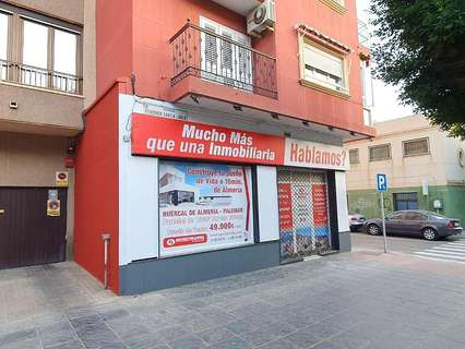 Local comercial en alquiler en Almería, rebajado