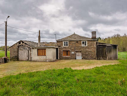 Casa rústica en venta en Outeiro de Rei