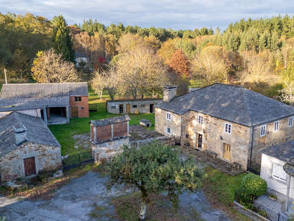 Casa rústica en venta en Outeiro de Rei