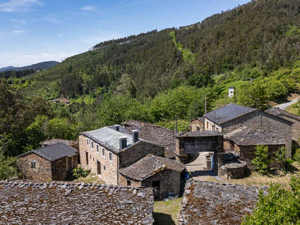 Villa en venta en A Pontenova