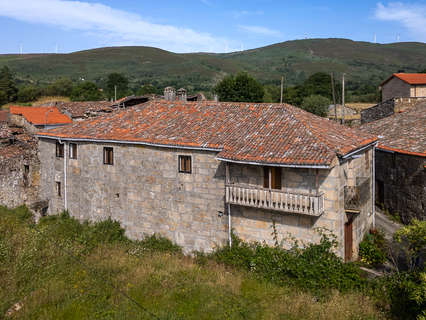 Casa rústica en venta en Parada de Sil