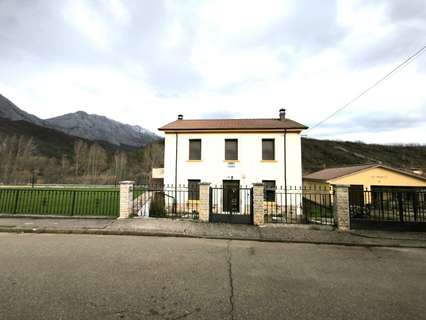 Casa en venta en Vegacervera, rebajada