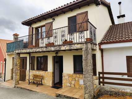 Chalet en venta en Pravia