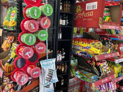 Local comercial en traspaso en Fuengirola rebajado