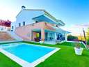 Casa en venta en Layos