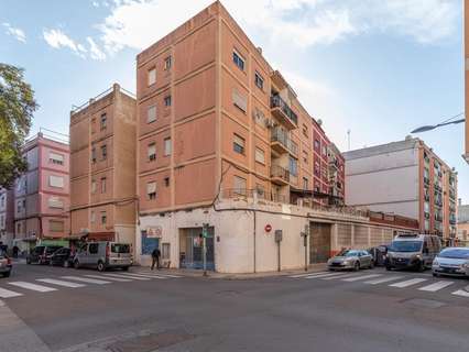 Local comercial en venta en Alzira