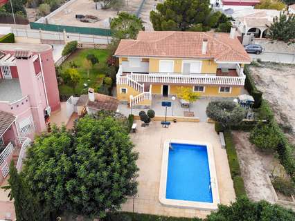 Chalet en venta en Orihuela