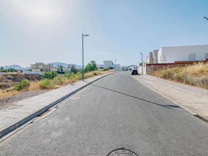 Parcela rústica en venta en La Zubia