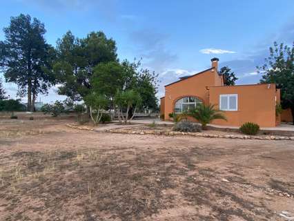 Chalet en venta en La Pobla de Vallbona