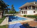 Chalet en venta en Paterna