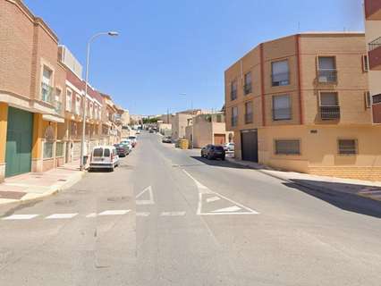 Piso en venta en Adra