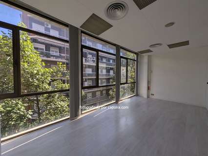Oficina en alquiler en Barcelona zona Les Corts