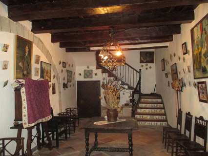Casa en venta en Rubielos de Mora, rebajada