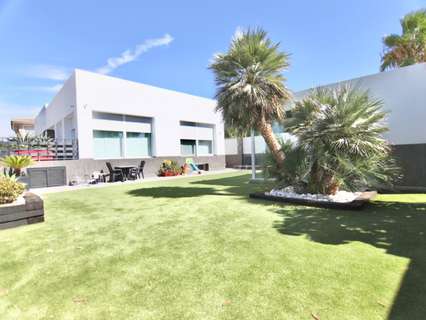 Chalet en venta en Elda