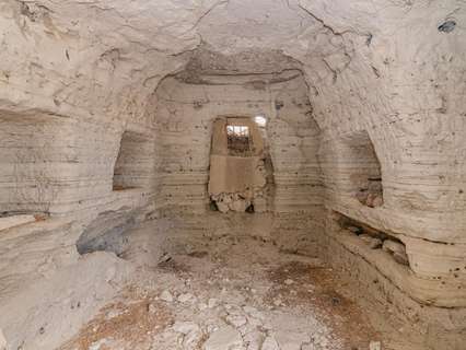 Parcela rústica en venta en Baza