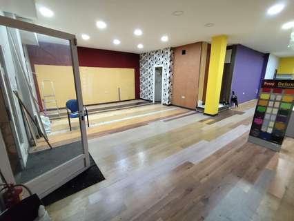 Local comercial en alquiler en Granada rebajado