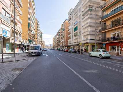 Local comercial en venta en Granada rebajado