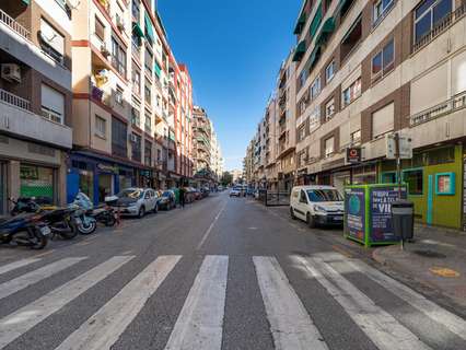 Local comercial en venta en Granada rebajado