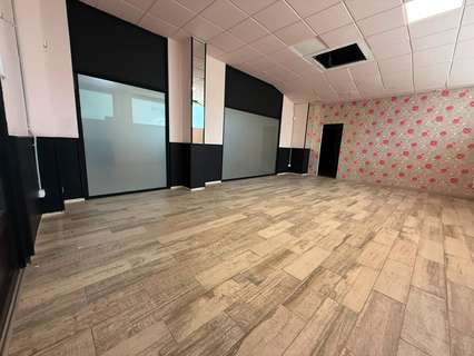 Local comercial en venta en Badalona
