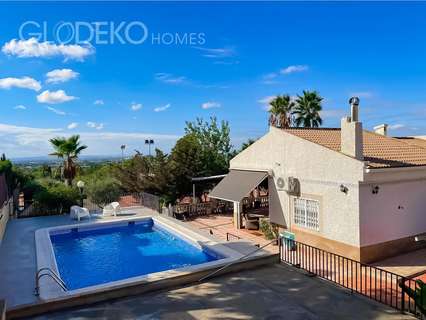 Chalet en venta en Elche/Elx rebajado