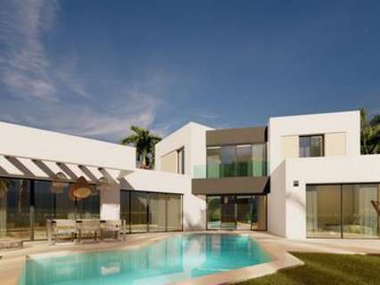 Villa en venta en Estepona