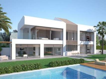 Villa en venta en Estepona