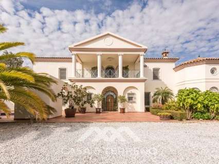 Villa en venta en Viñuela