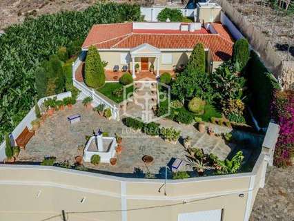 Villa en venta en Guía de Isora