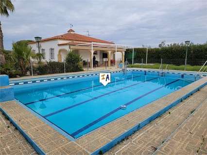 Chalet en venta en Marchena