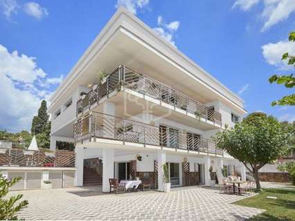 Villa en venta en Castelldefels