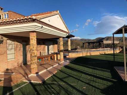 Villa en venta en Sedella