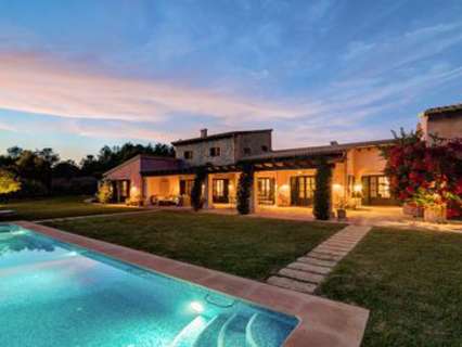 Villa en venta en Calvià