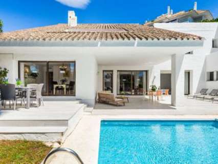 Villa en alquiler de temporada en Marbella