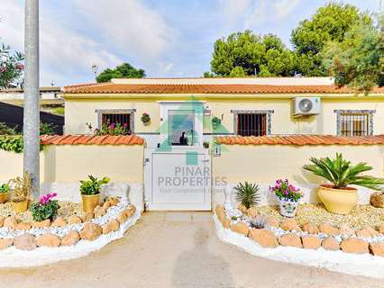 Villa en venta en Pilar de la Horadada