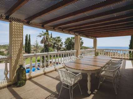 Villa en venta en Estepona