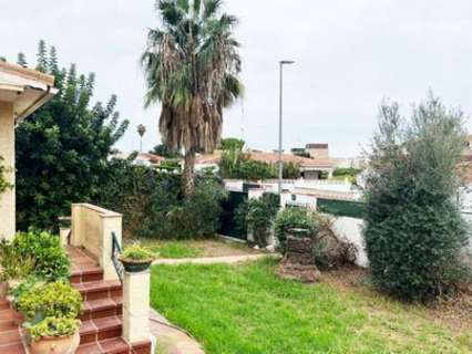 Villa en venta en Benalmádena