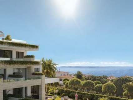 Apartamento en venta en Estepona