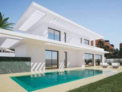 Villa en venta en Estepona