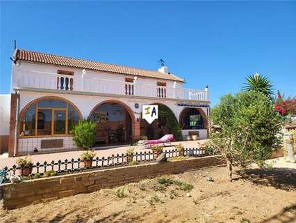 Villa en venta en Puente Genil