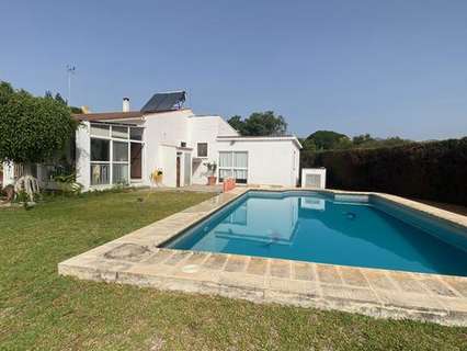 Villa en venta en Estepona