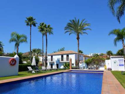 Villa en venta en Estepona