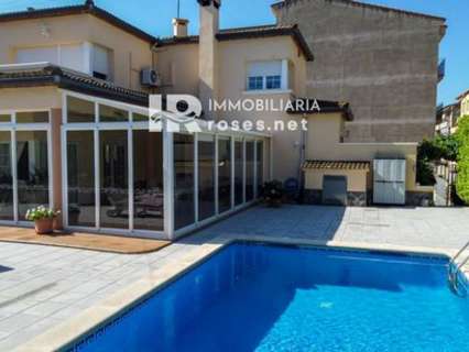 Villa en venta en Roses