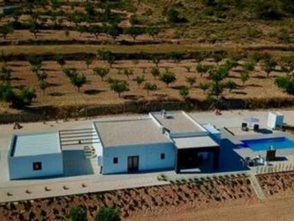 Villa en venta en Abanilla