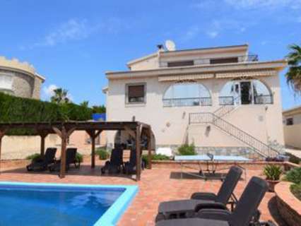 Villa en venta en Quesada